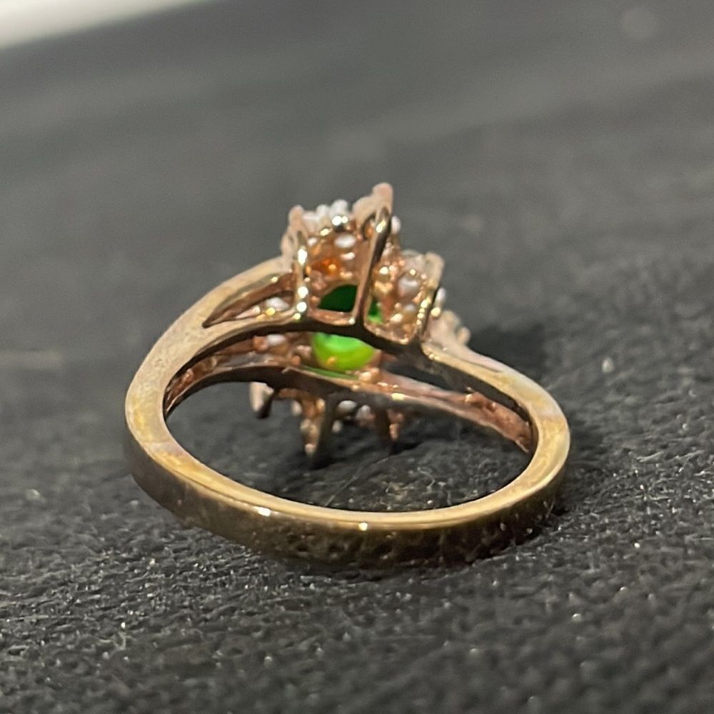 Beautiful ring  - Picture 4 of 7